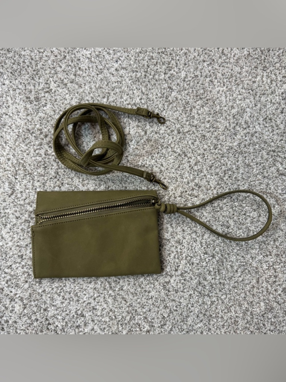 Universal Thread Olive Green Crossbody Wristlet Concert Ready - Picture 4 of 11